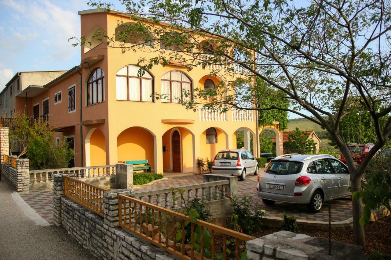Apartment Nakic Vrpolje Экстерьер фото