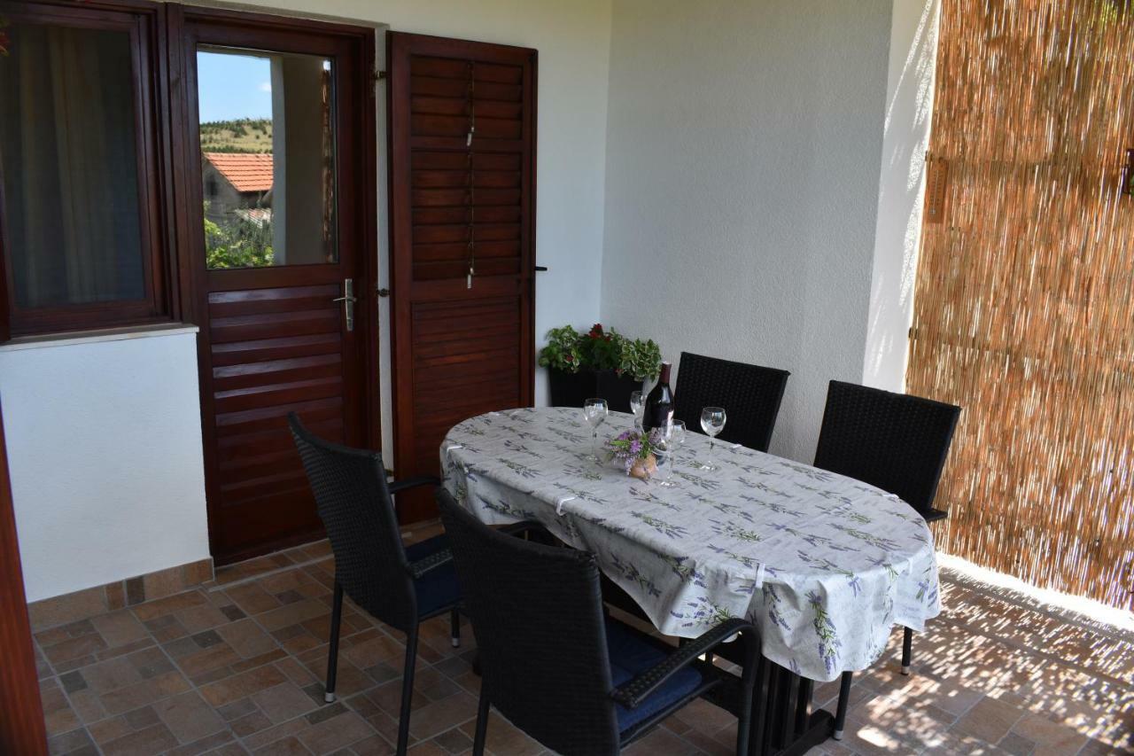 Apartment Nakic Vrpolje Экстерьер фото